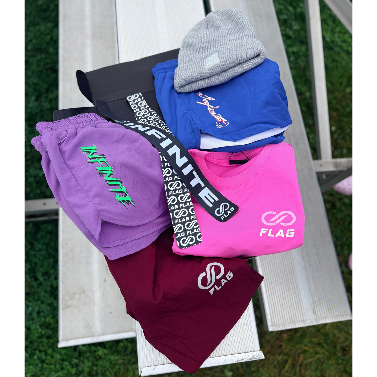 WOMEN’S CUT Mystery Box